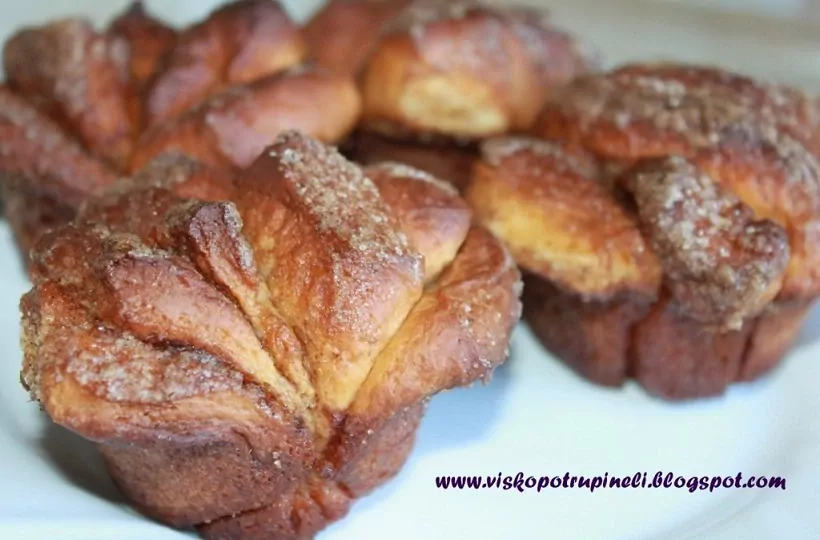 Cinamoninių juostelių pyragas