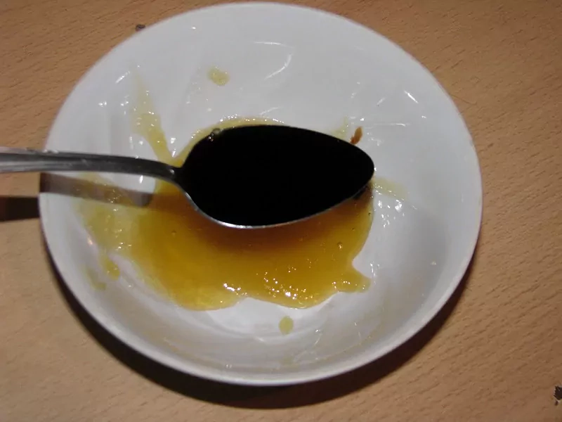 Cepeškrāsnī ceptas cūkgaļas šķēles