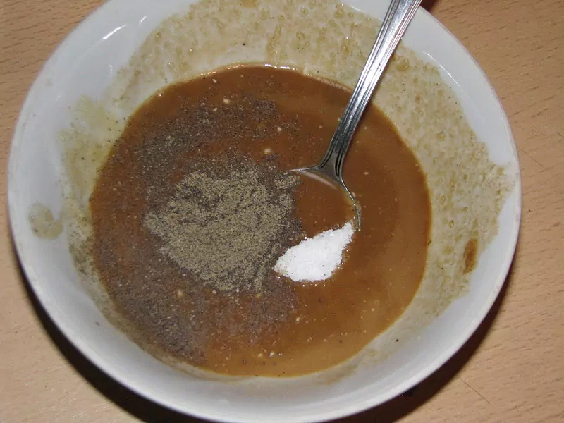 Cepeškrāsnī ceptas cūkgaļas šķēles