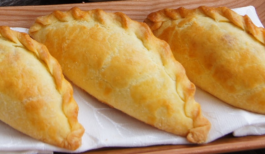 Kibinai su kiauliena