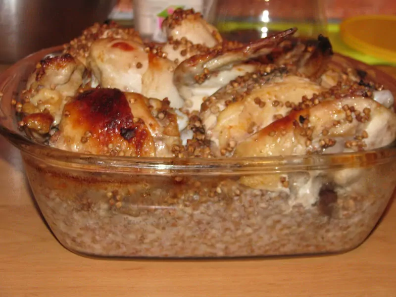 Cepeškrāsnī cepta vista ar griķiem