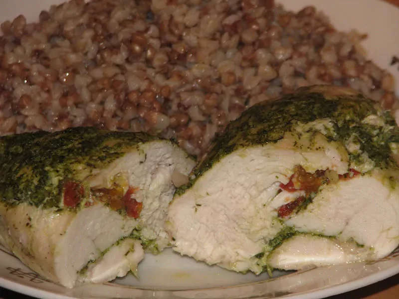 Vistas fileja ar zaļumu sviestu