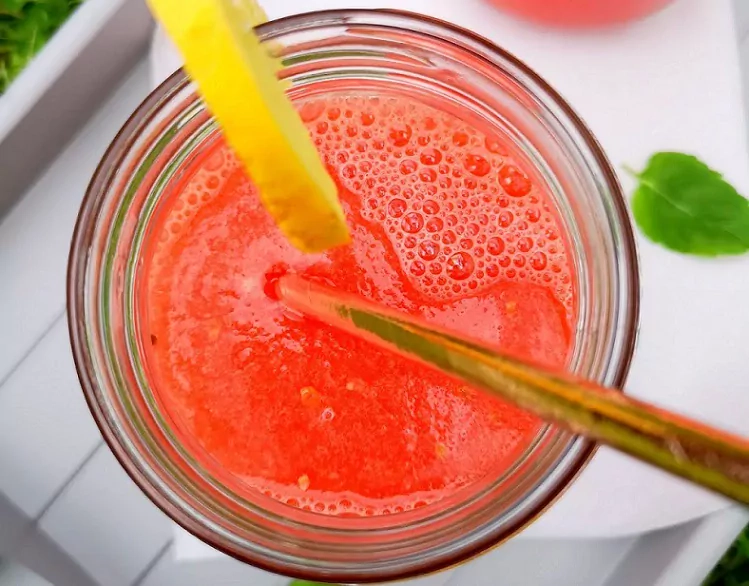 Gaivus arbūzinis gėrimas - limonadas