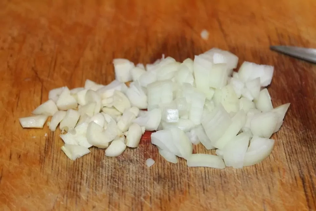 Ziedkāposta un puravu biezzupa