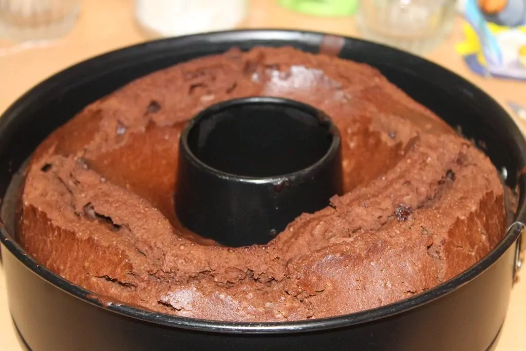 Šokolādes kēkss ar jogurtu un margarīnu