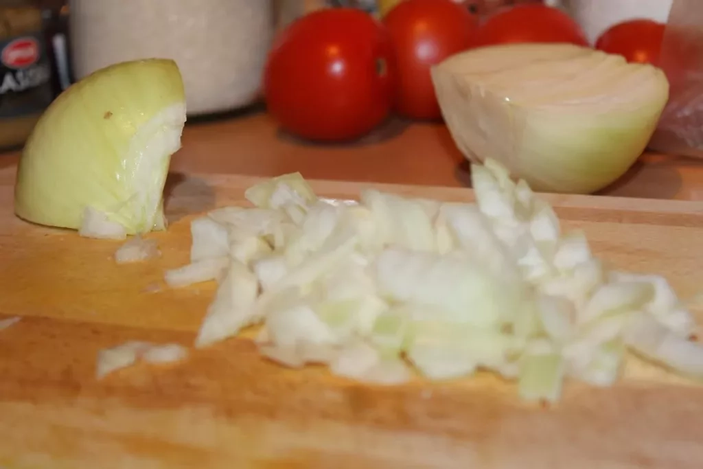 Sātīgie kartupeļu plācenīši ar cūkgaļu