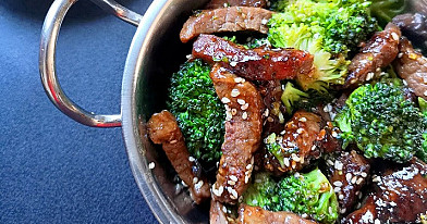Jautiena su brokoliais - paprastas, labai greitas ir skanus patiekalas!