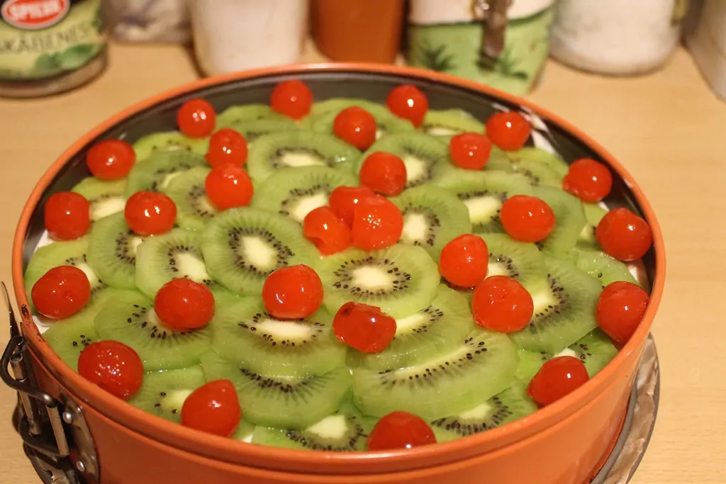 Biezpiena - baltās šokolādes kūka