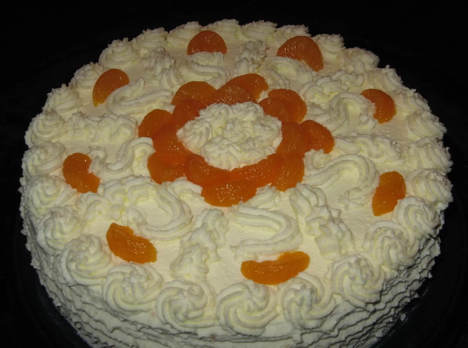 Apelsinų - varškės tortas su kokosu Apelsinų - varškės tortas su kokosu