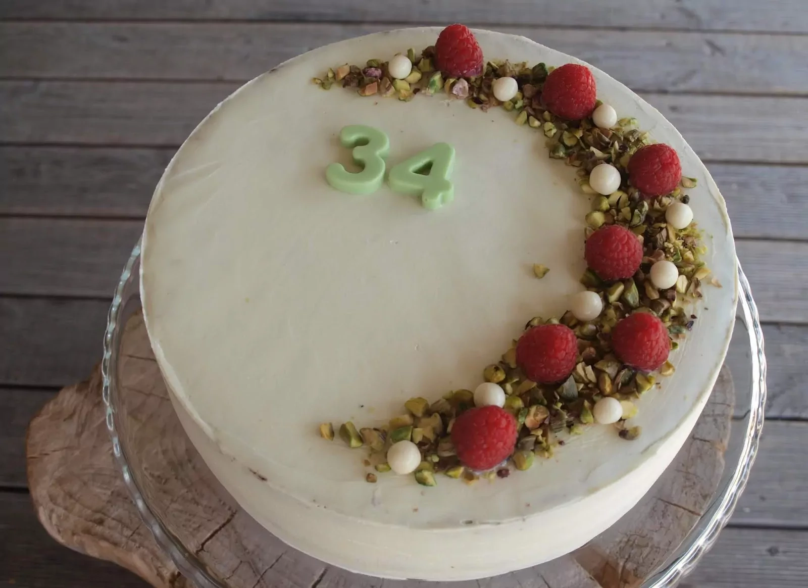 Tortas su avietėmis ir pistacijomis - pagerintas "Vaidos" tortas!