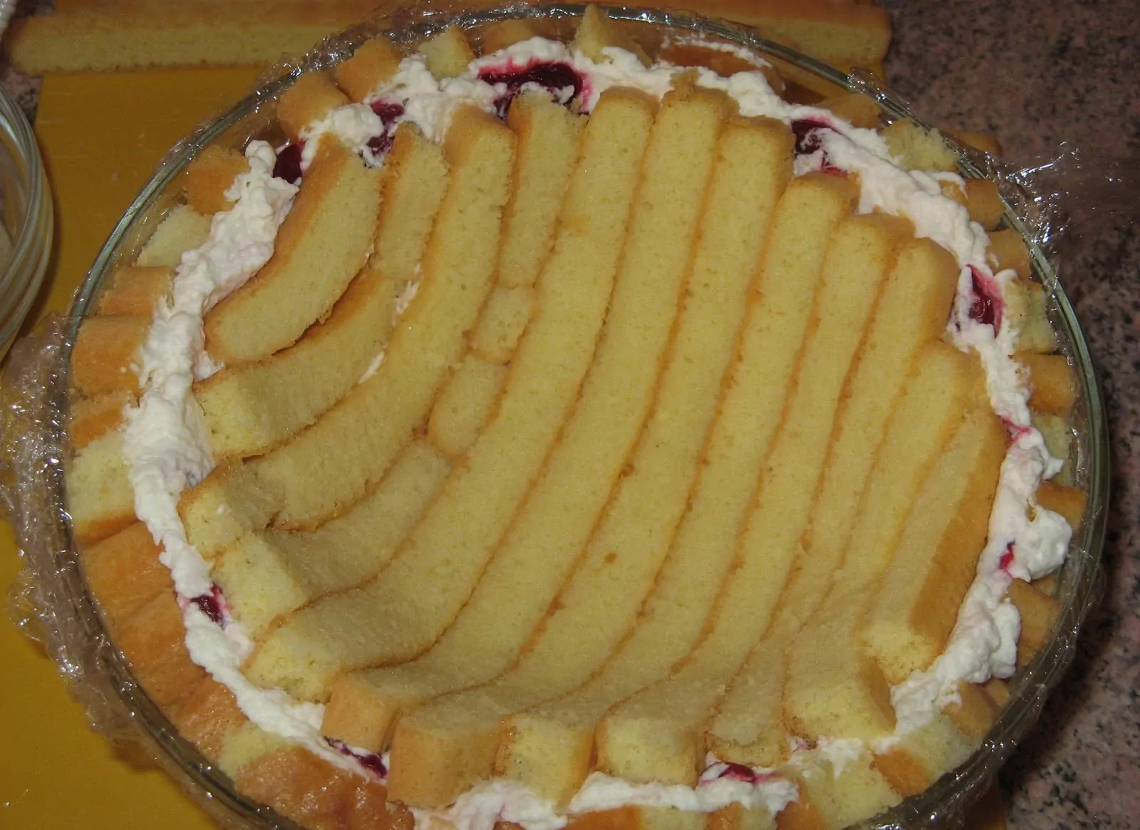 Tortas "Šokoladinis - vyšninis kupolas" - visų labai išgirtas!