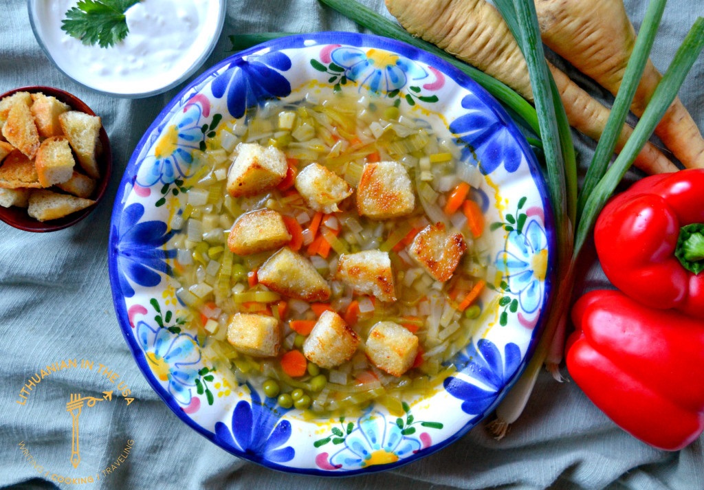 Ispaniška daržovių sriuba (Sopa Alicantina)