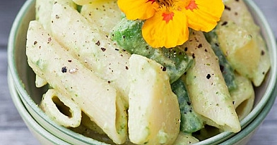 Pastasalat alla Genovese - Nudelsalat mit grünen Bohnen, Kartoffeln und Pesto