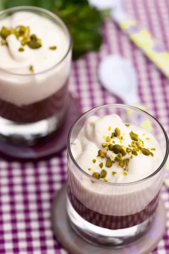 Rhabarbergrütze mit Ricottacreme und Orangenlikör