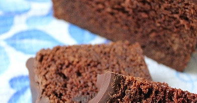 Pats skaniausias šokoladinis pyragas su šokoladiniu glajumi