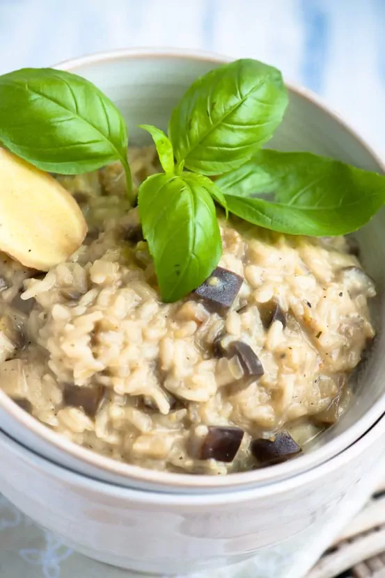 Risotto mit Ingwer und Auberginen