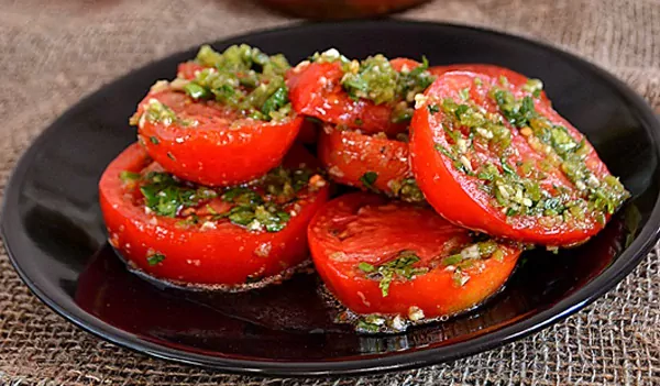 Pikantiški korėjietiški pomidorai – pats geriausias receptas