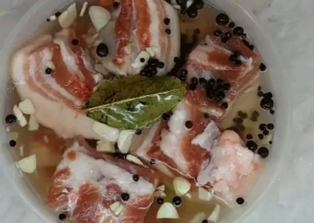 Lašiniai sūryme kaimiškai