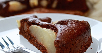 Šokoladinis kriaušių pyragas
