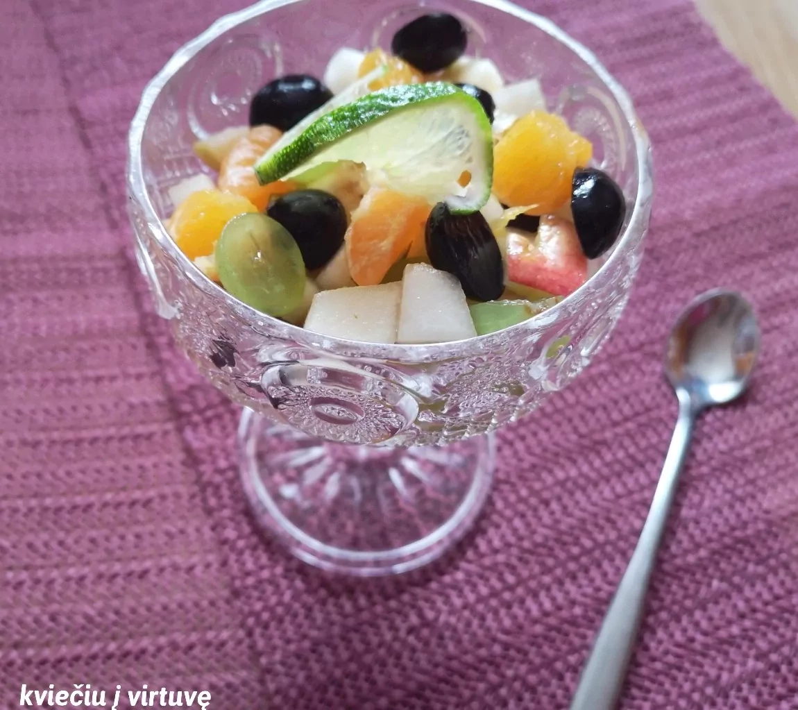 Gaivios vaisių salotos - tarsi labai skanus desertas!