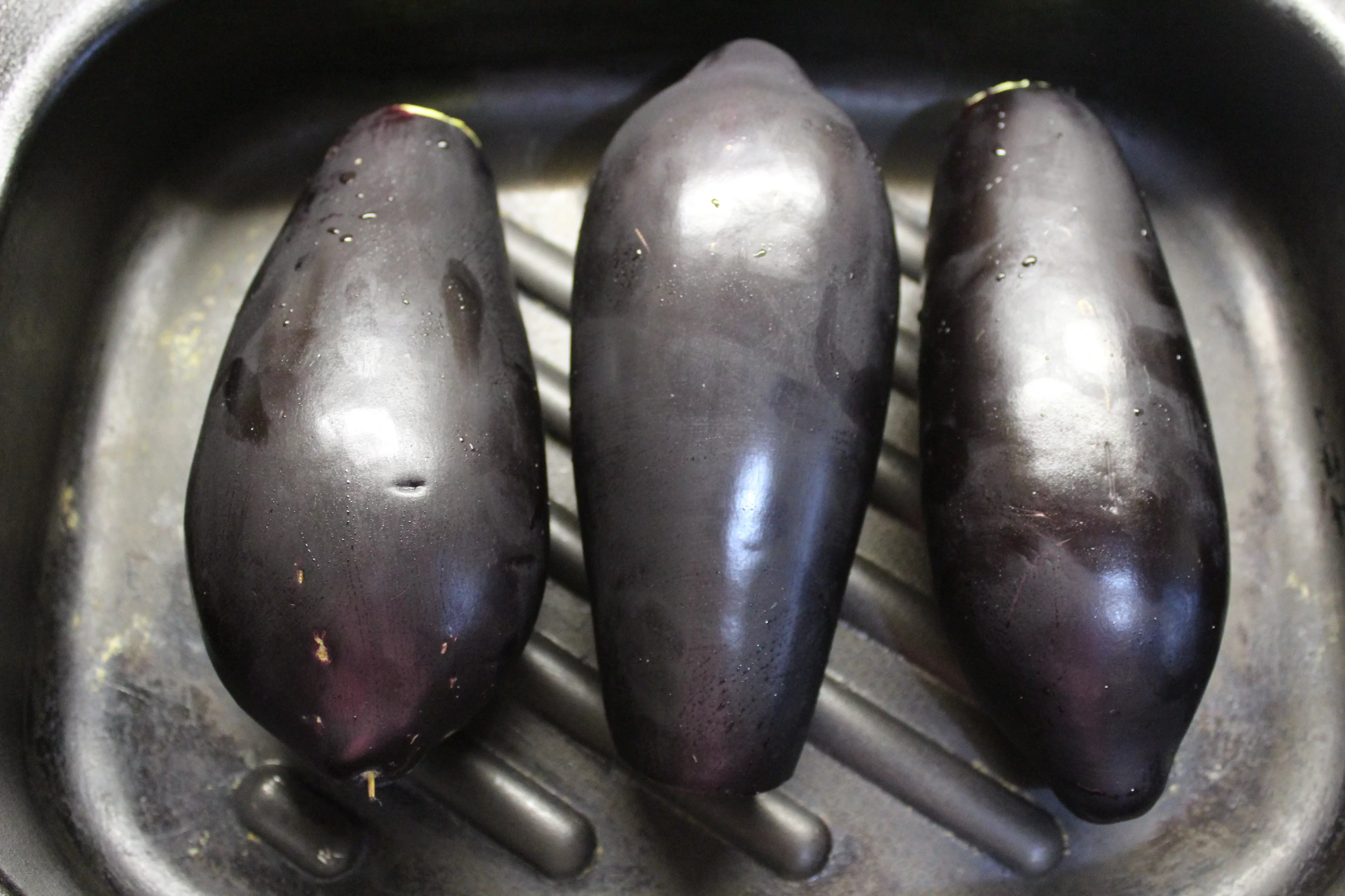 Skaniems ir sveikiems sumuštiniams puikiai tinka baklažanai. Išbandykite!