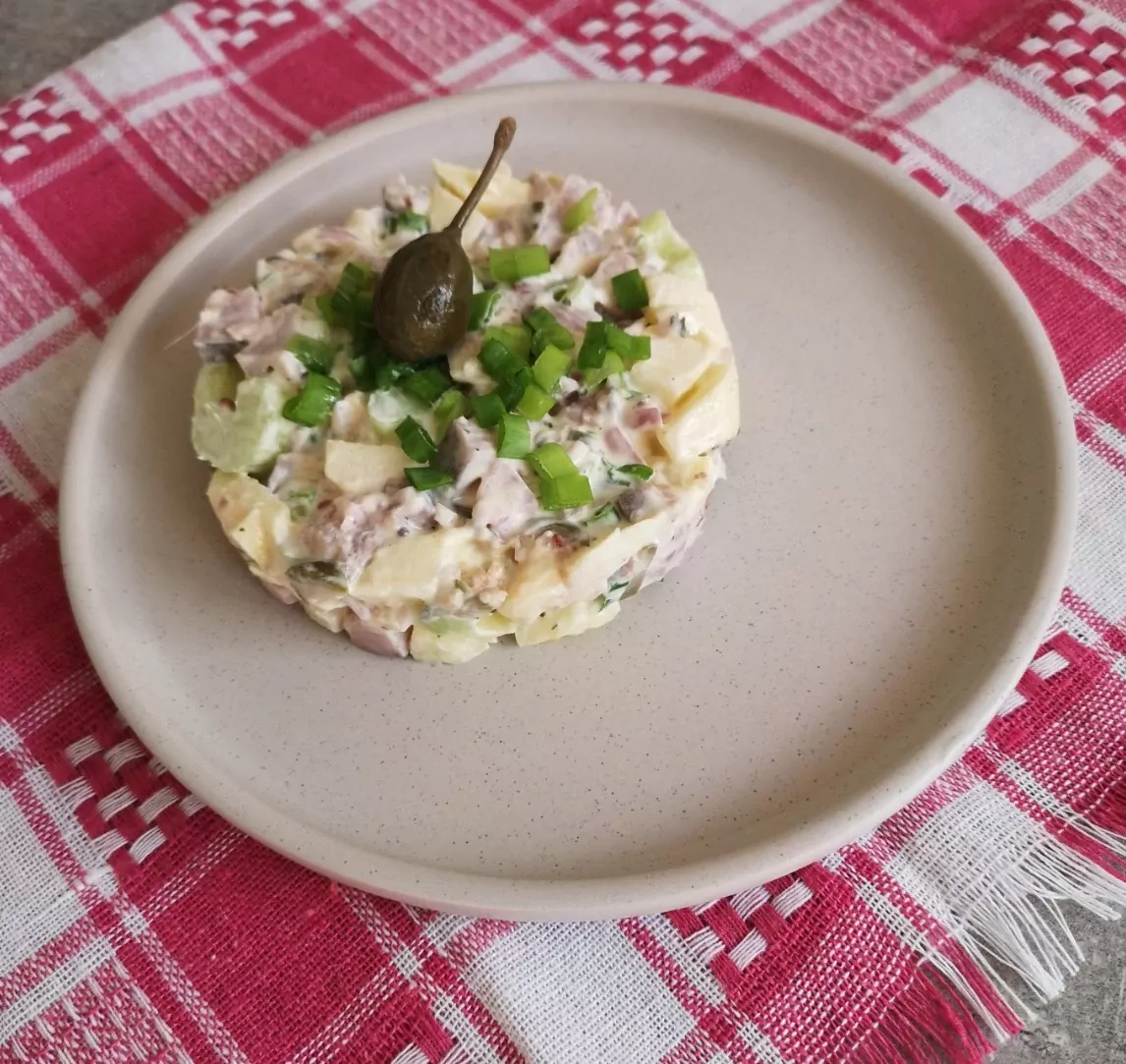 Silkių, salierų ir obuolių salotos pagal Beatą