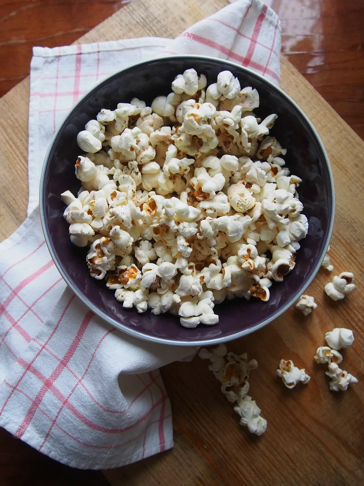 Przyprawa do popcornu - popcorn ugotowany w garnku