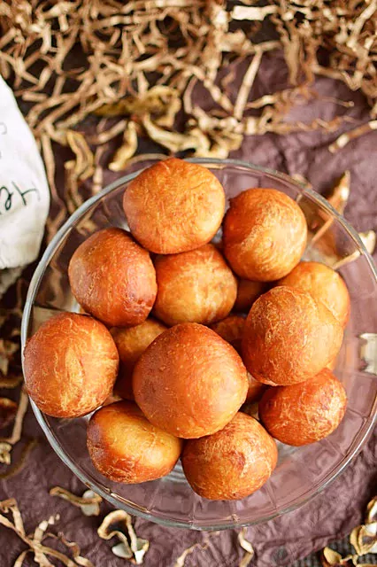 Mielinės spurgos su grybais