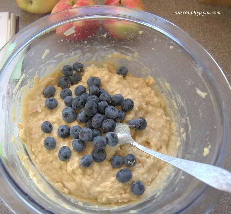 Šilauogių arba mėlynių ir obuolių pyragas - drėgnas ir neapsakomai gardus!