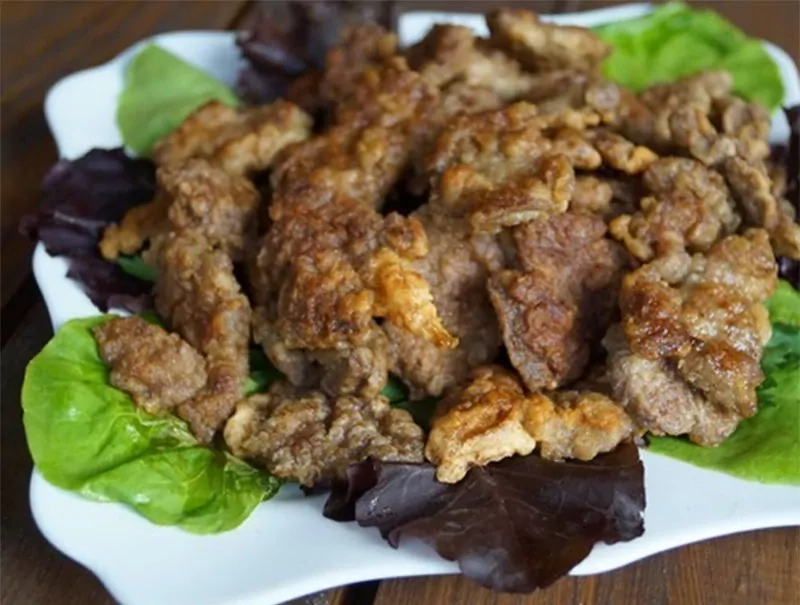 Greitai paruošiamas traškus vištienos širdelių kepsnys "Sudaužytas širdis"