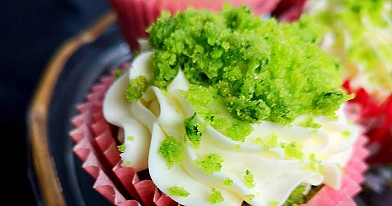 Moos-Cupcakes - grüne Cupcakes mit Mascarpone und Nougatcreme