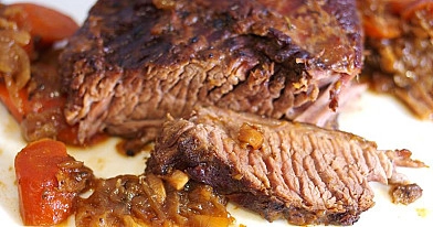 Тушеная говяжья грудинка (Beef brisket)