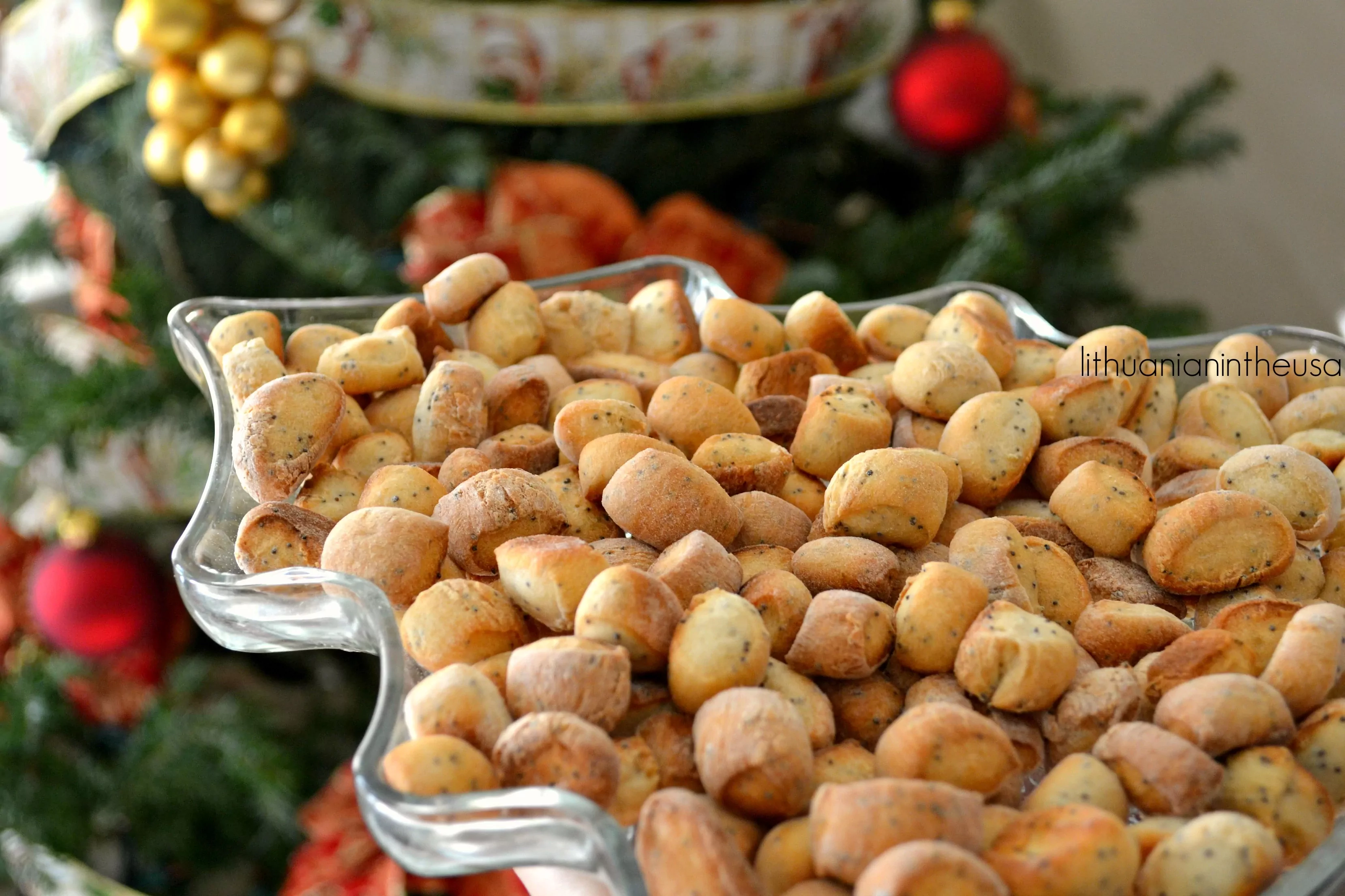 Kūčiukai - Lithuanian Christmas Eve Special Cookies