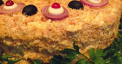 Tuno tortas - užkandis su napoleono lakštais