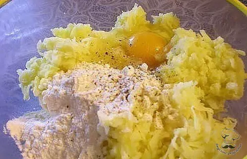 Bulvių suktinukai su mėsa - faršu