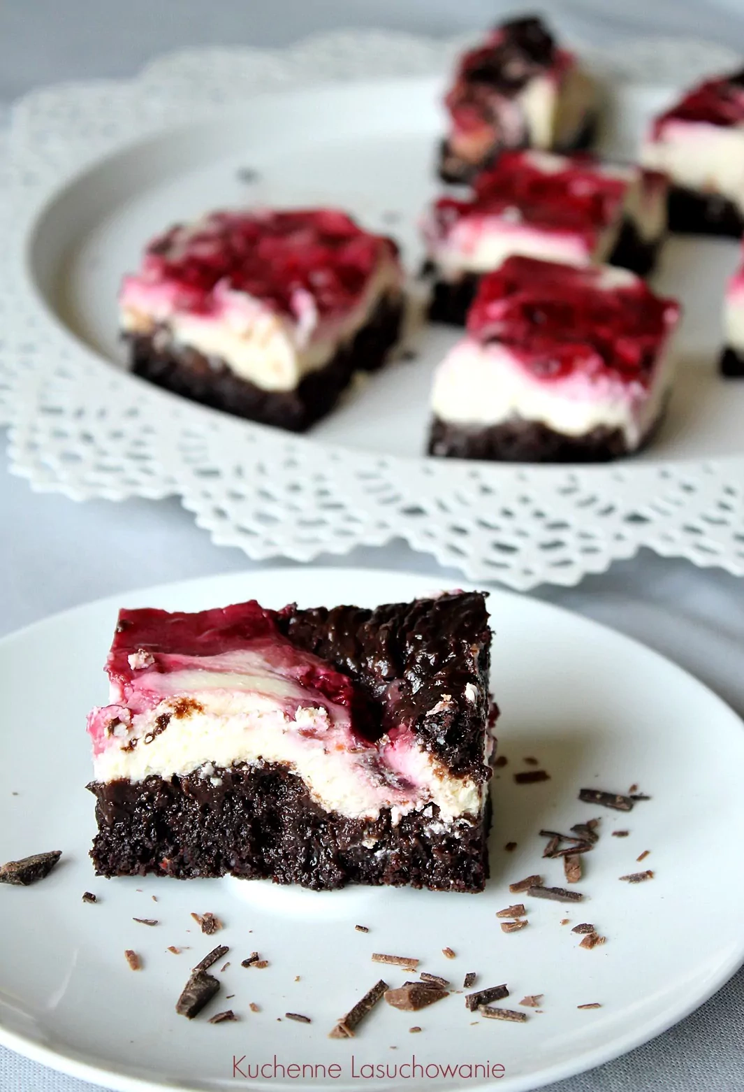 Sernikobrownie z wiśniami Sernikobrownie z wiśniami