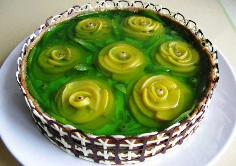 Maskarponės tortas su persikais ir mangais - privers apsilaižyti pirštus!