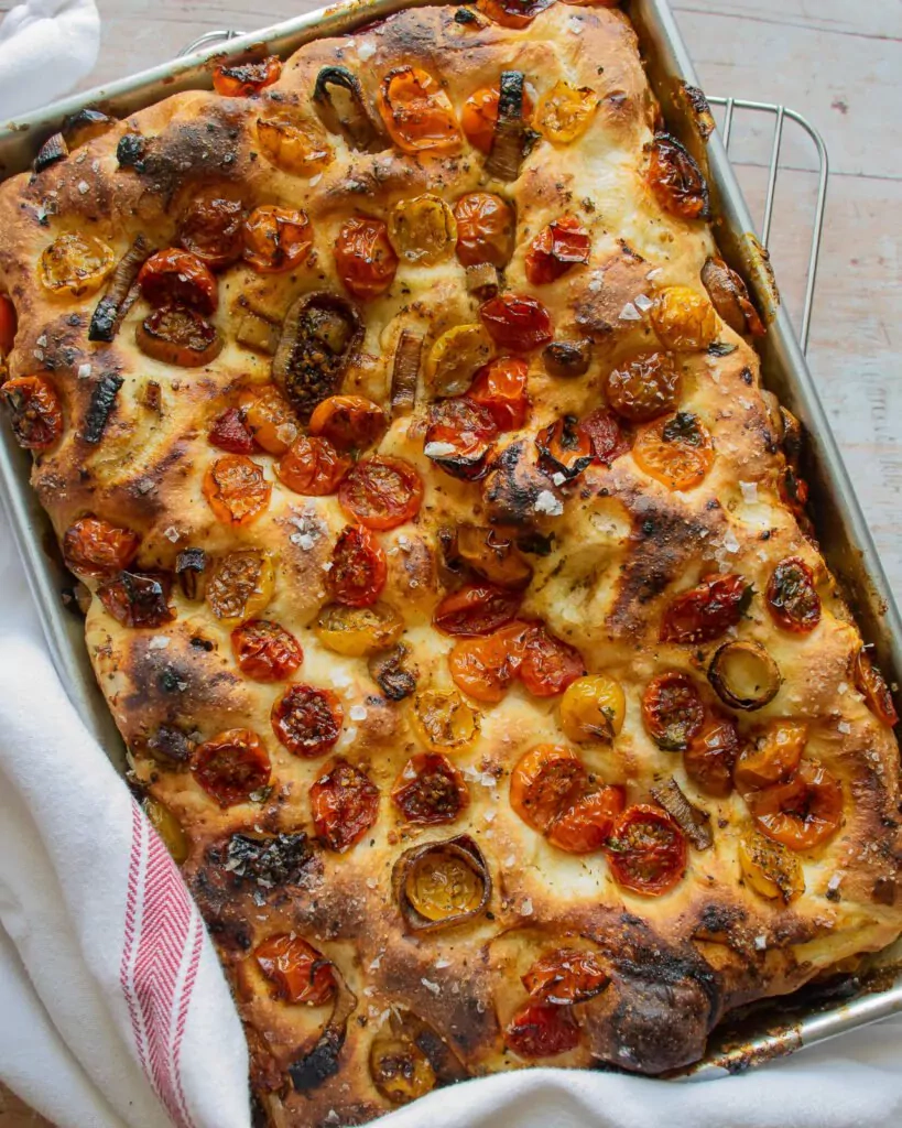 Przepis na Focaccia Pizza - płaski włoski chleb/pizza (dodatek lub alternatywa dla podstawy pizzy)