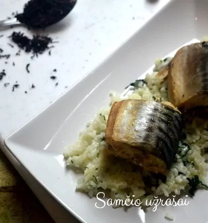 Skumbrė troškinta žalioje arbatoje - vos 4 ingredientai, o rezultatas puikus!