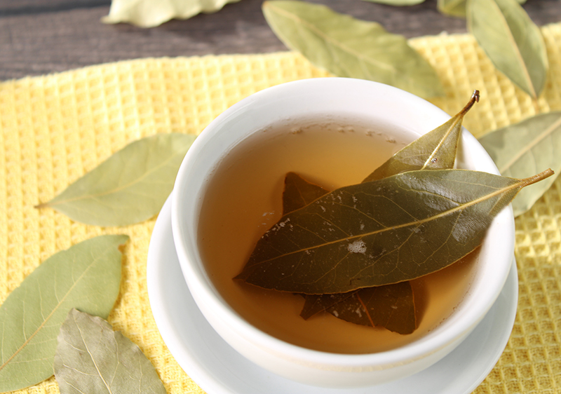 Lorbeerblatt und Nelke Tee - seine Vorteile und Rezept