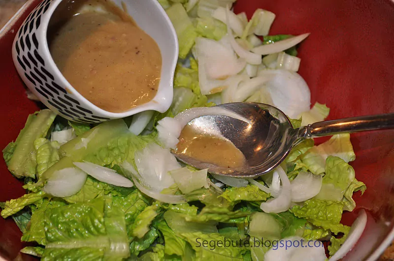 Echtes Caesar-Salatdressing - Caesar-Salat mit Huhn/Garnelen oder Lachs