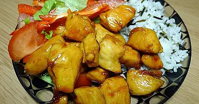 Karamelizuota vištiena | Receptas