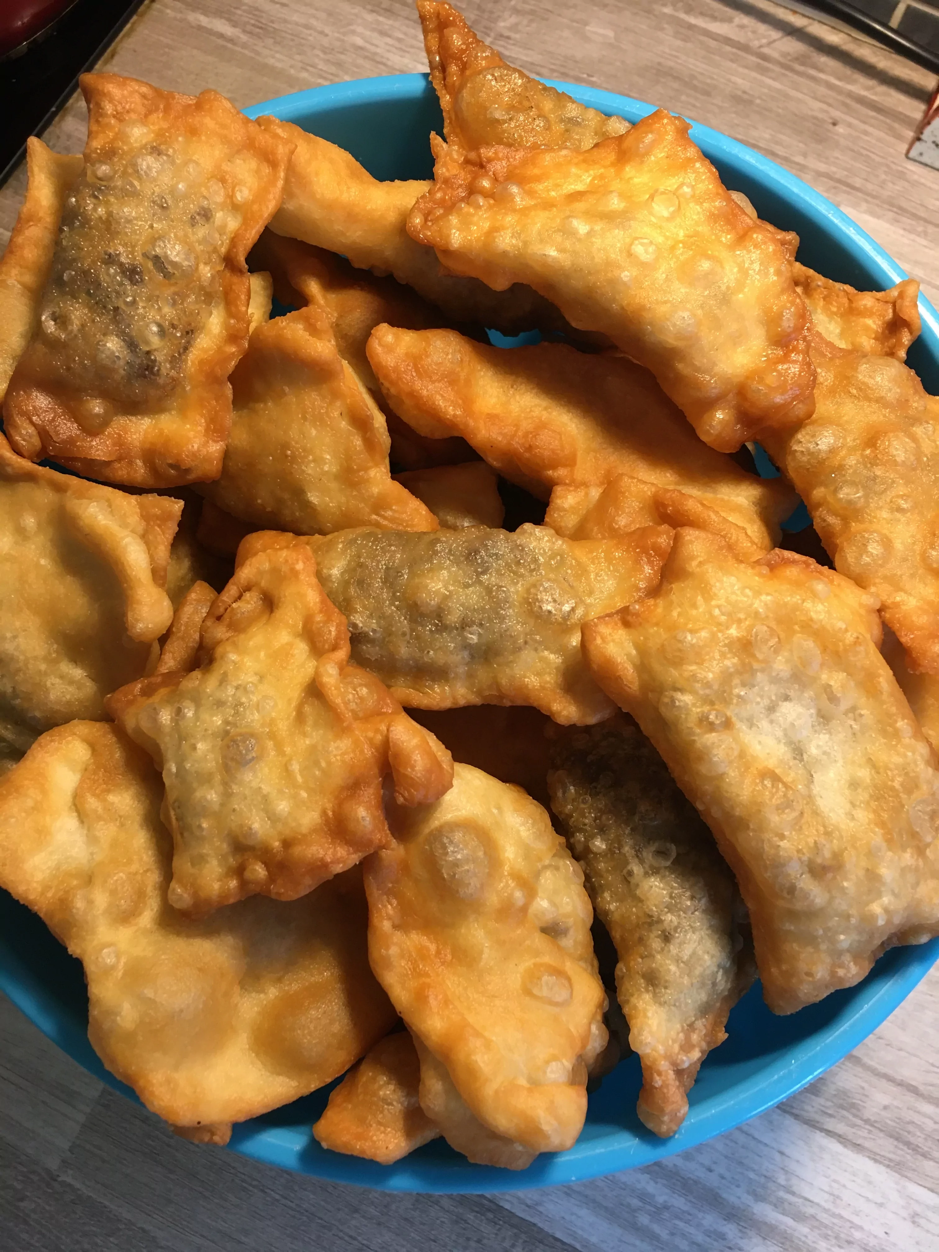 Kūčių pyragėliai su džiovintais grybais