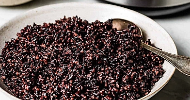Co to jest czarny ryż i jak go jeść?