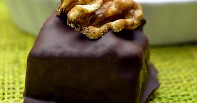 Грильяжовие конфеты - карамель и грецкие орехы в шоколаде!
