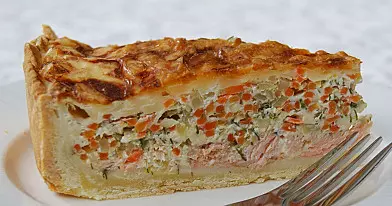 Пирог с лососем – рецепт, который хвалят многие!