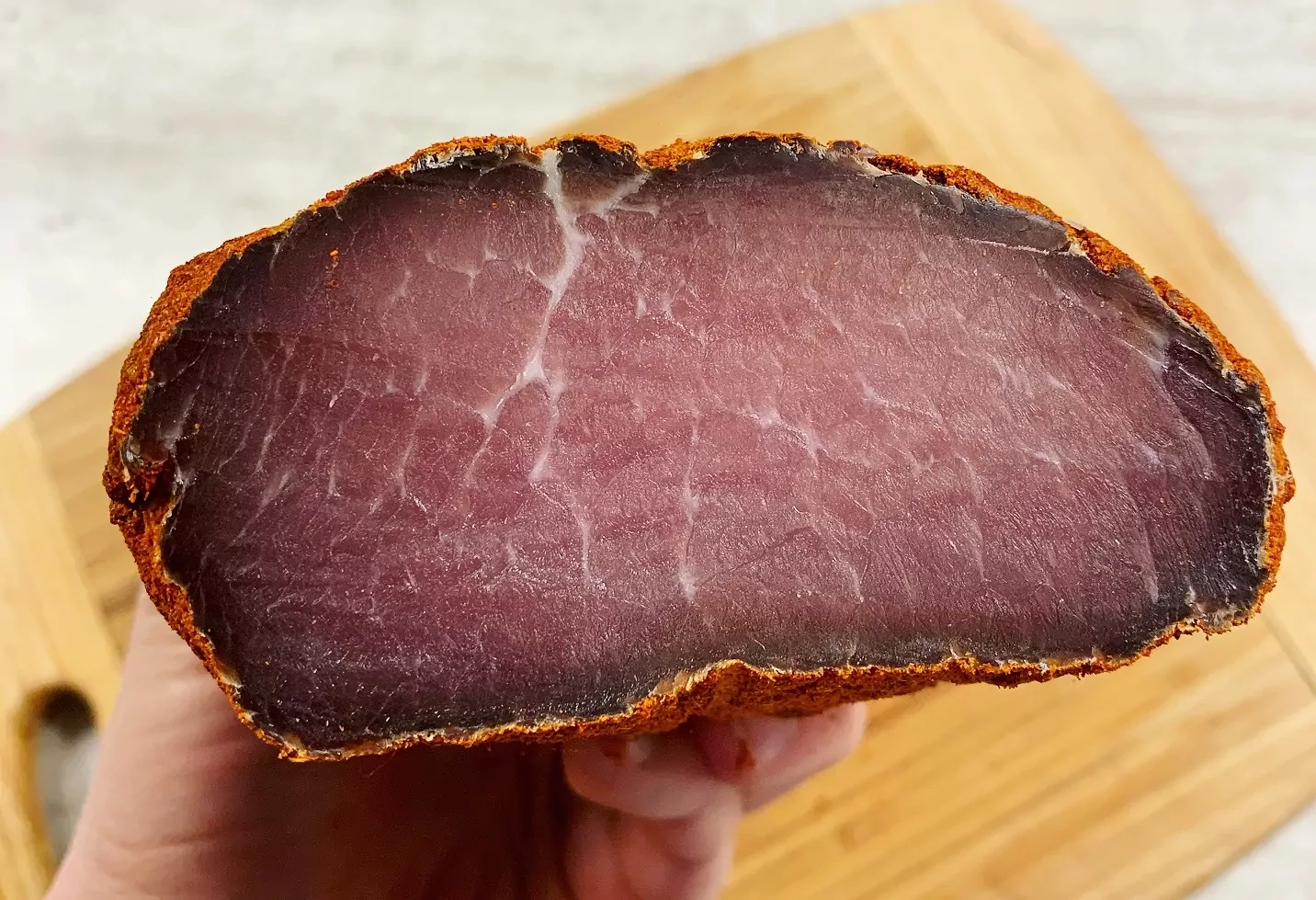 Больше не будете покупать в магазине – вяленая свиная корейка, приготовленная с чесноком и водкой