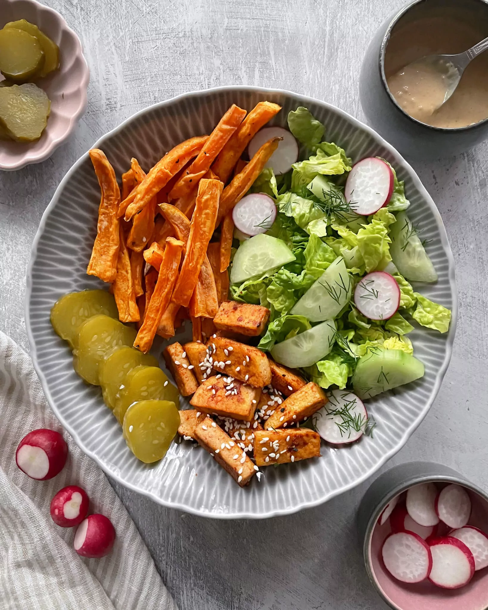 Keptas tofu sūris su saldžia bulve