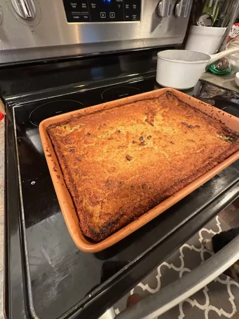 Bulvių plokštainis - kugelis su plikytu pienu