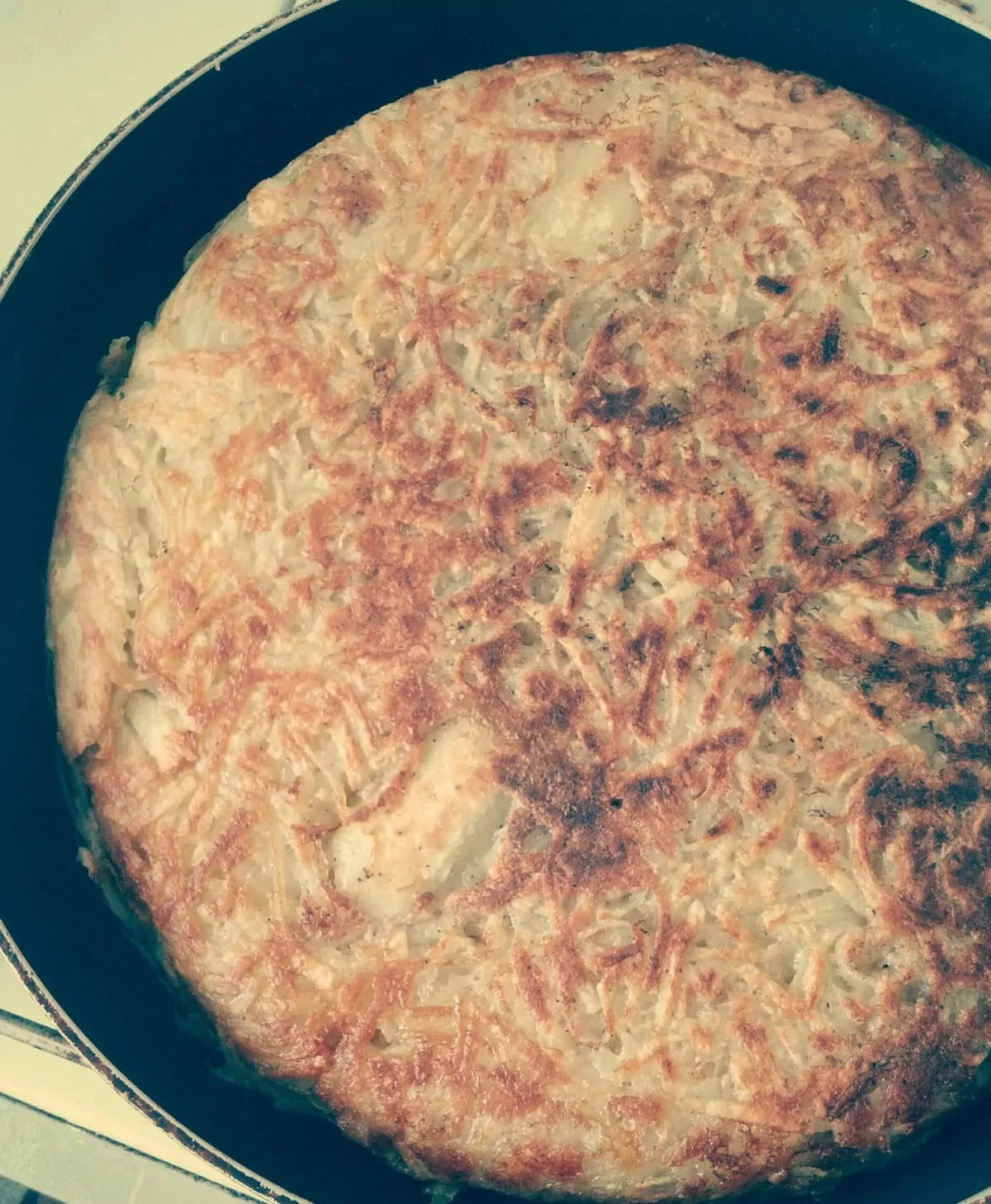 Vos 3 ingredientai: Studentiškas kugelis keptuvėje (patiks taupantiems!)